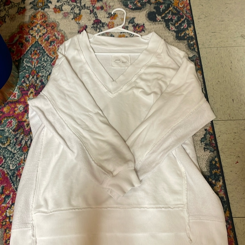 White aerie pullover oversized